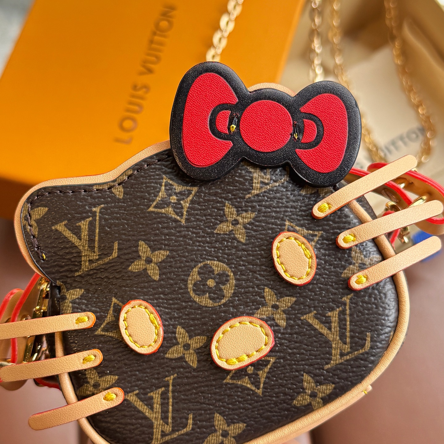 LV Small pendant