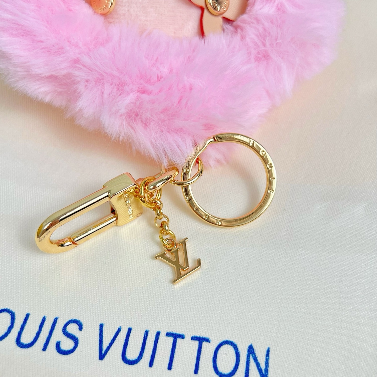 LV Small pendant