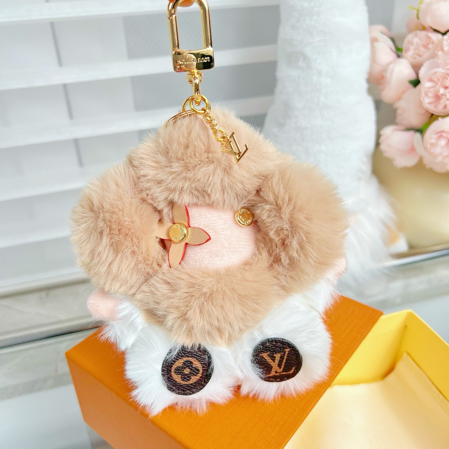 LV Small pendant