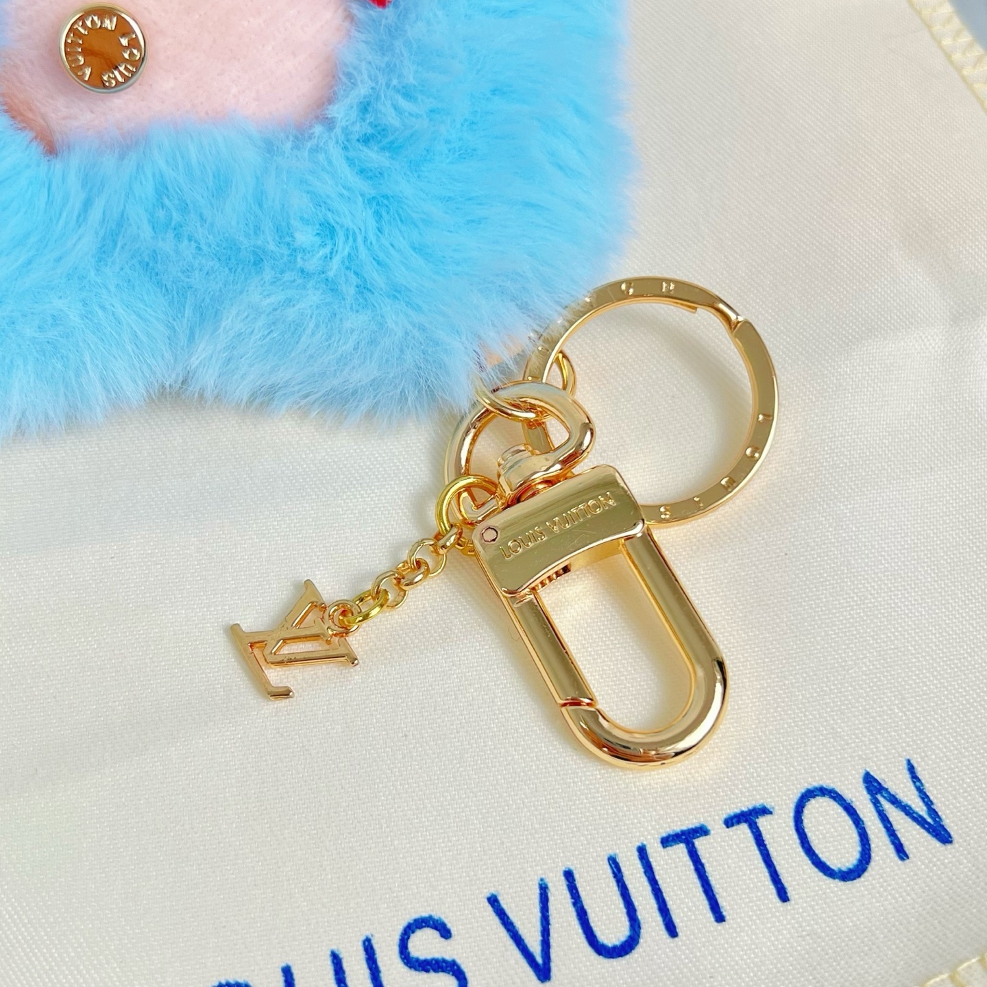 LV Small pendant