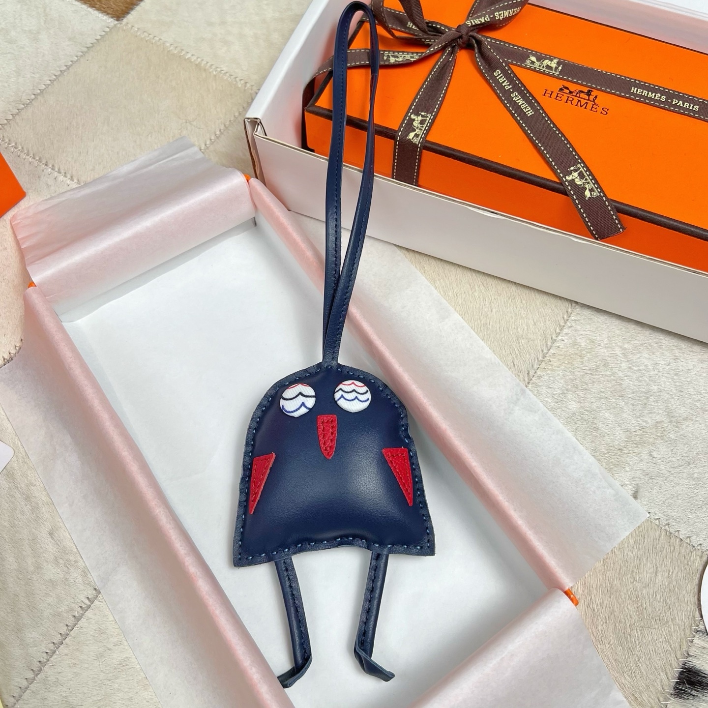 hermes Small pendant