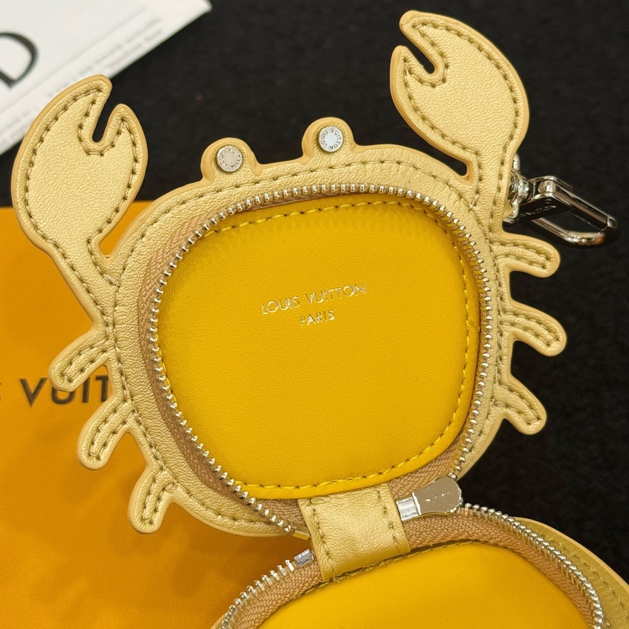 Small pendant