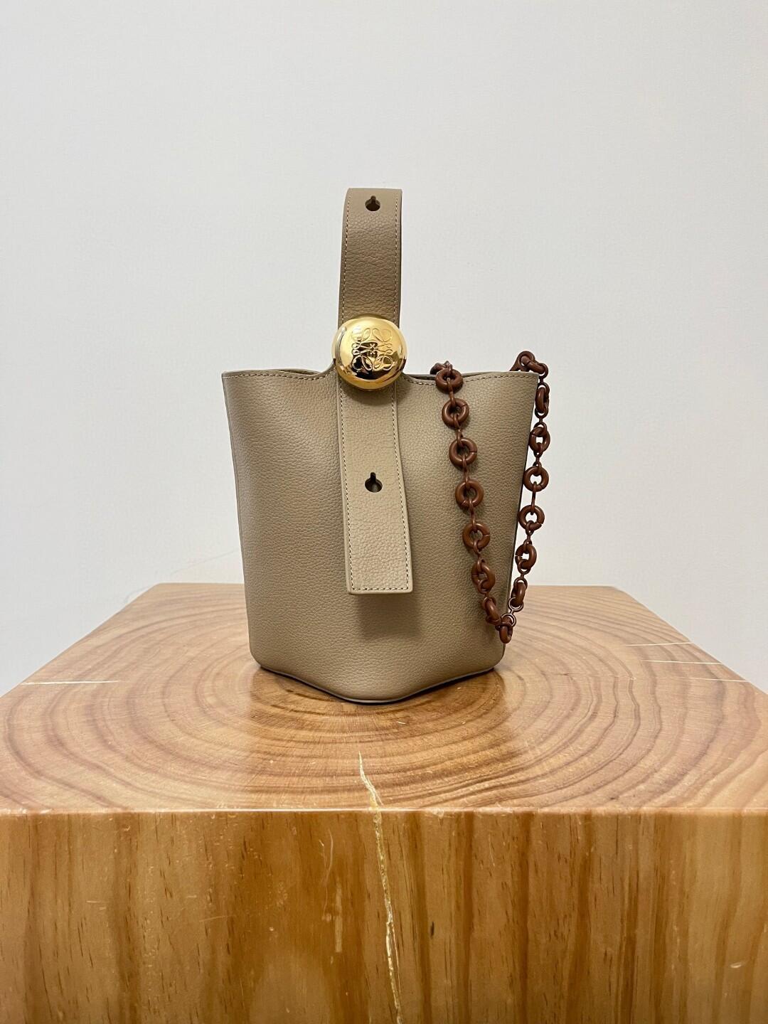 LOEWE
