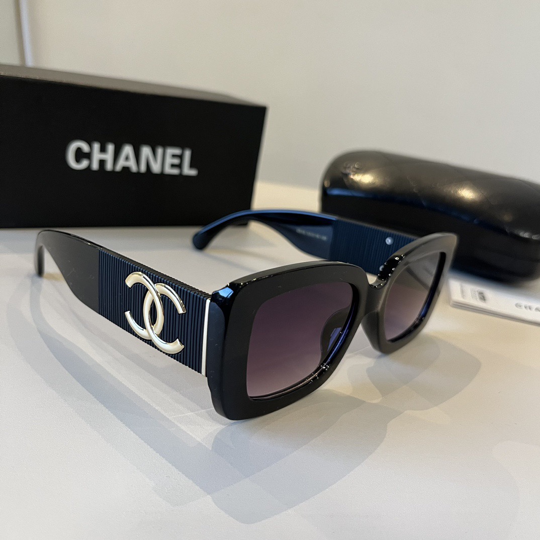 chanel--Sunglasses