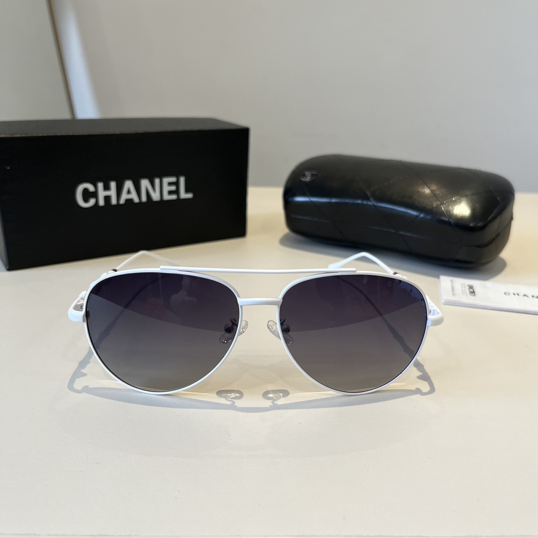 chanel--Sunglasses