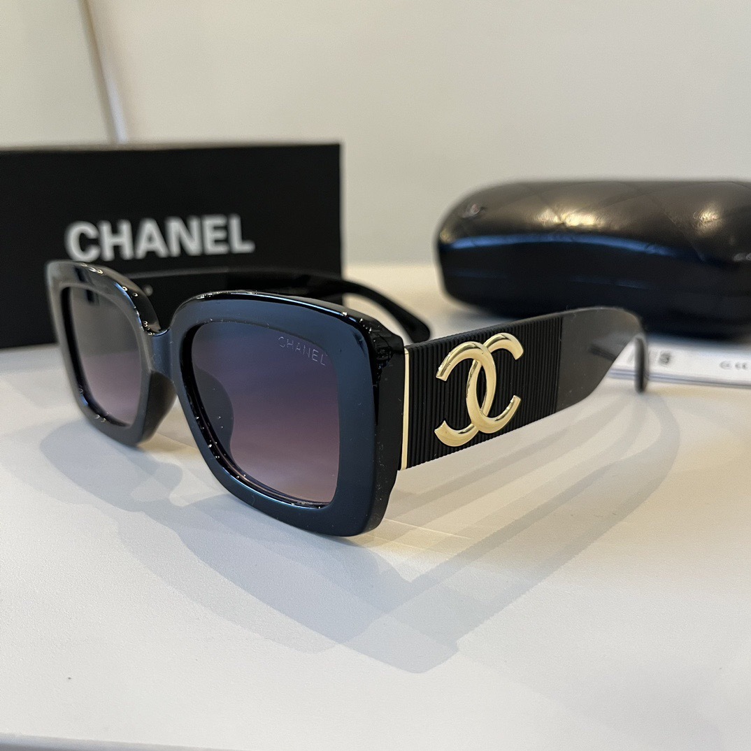 chanel--Sunglasses