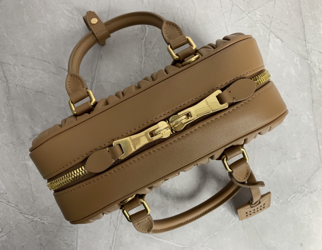 miumiu