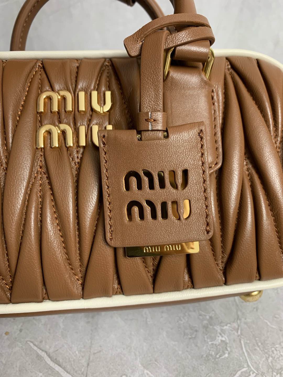 miumiu