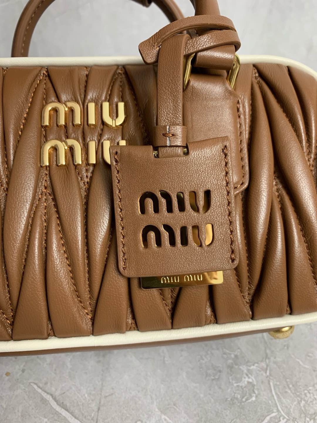 miumiu