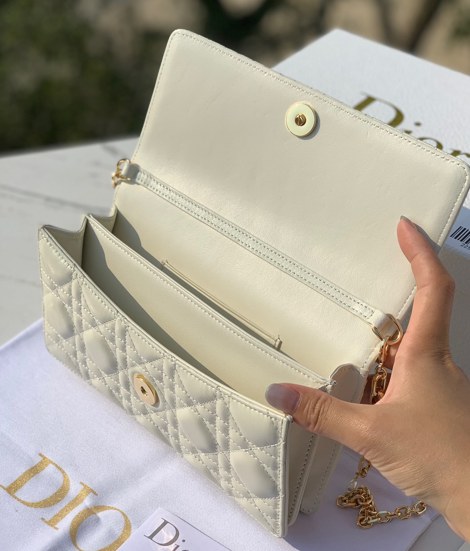 Dior