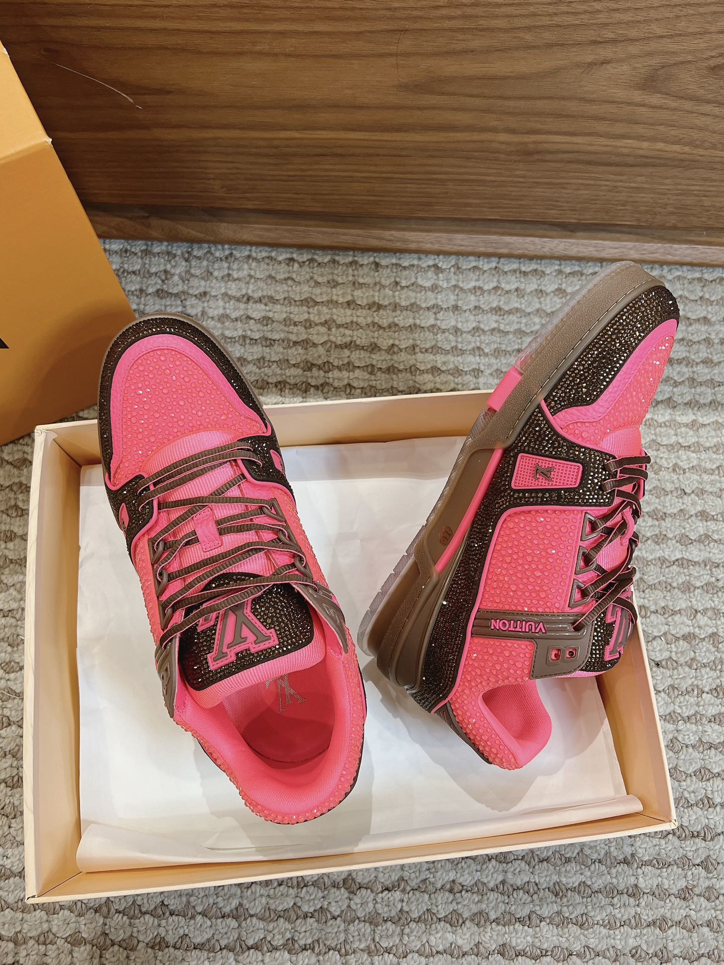 Men's shoes
