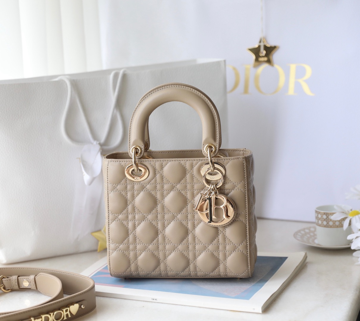 Dior