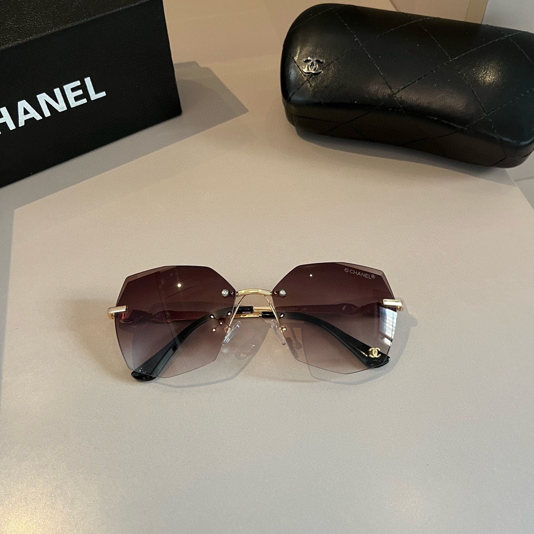 chanel--Sunglasses