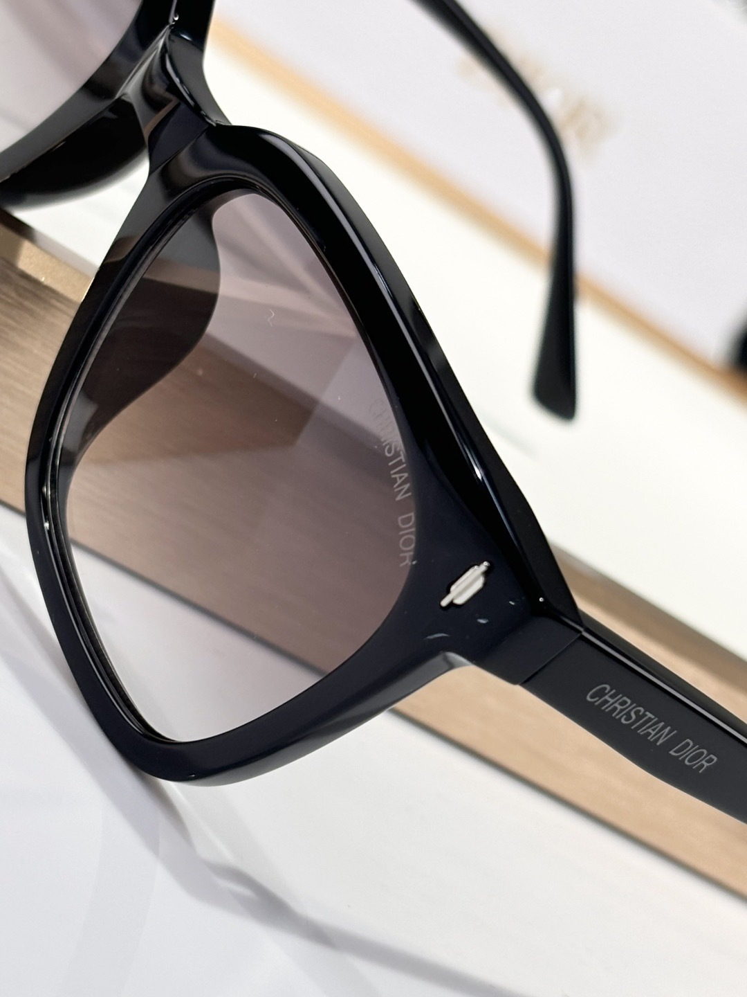 dior-sunglasses