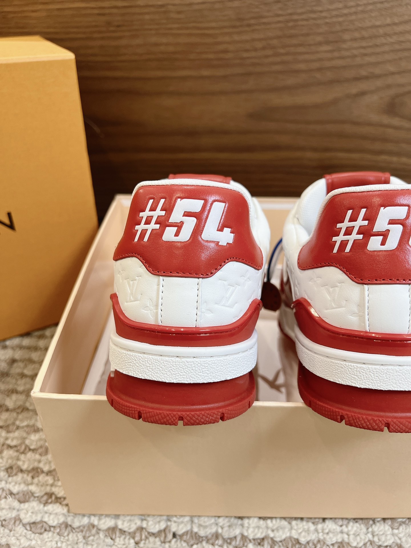 Men's shoes