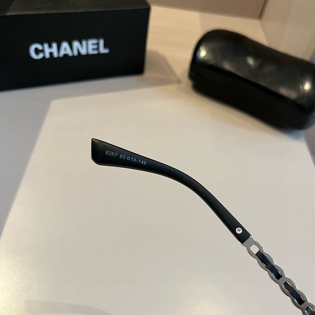 chanel-Sunglasses