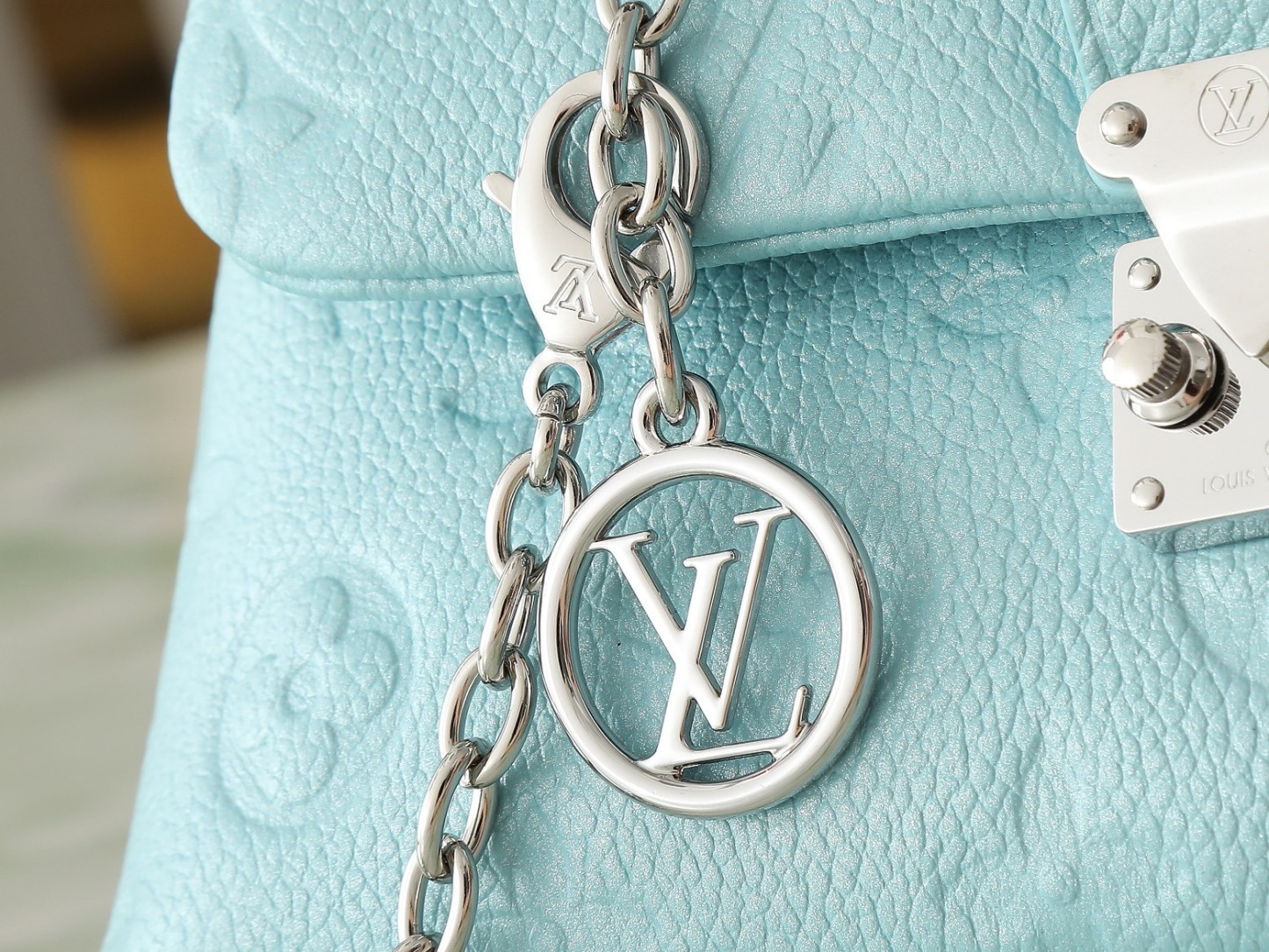 lv