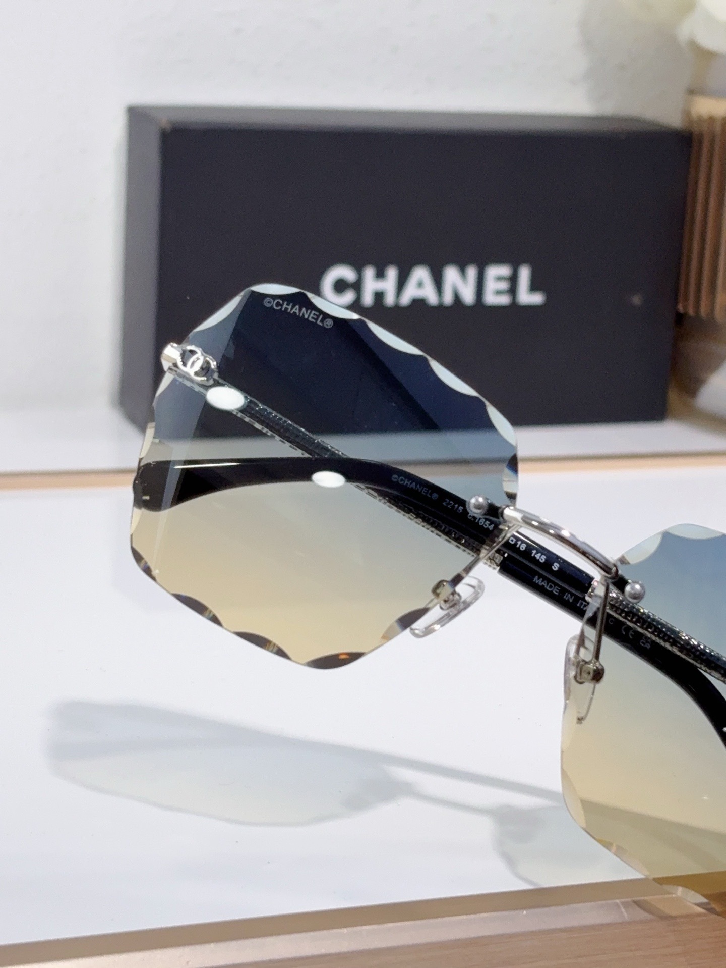 chanel-Sunglasses