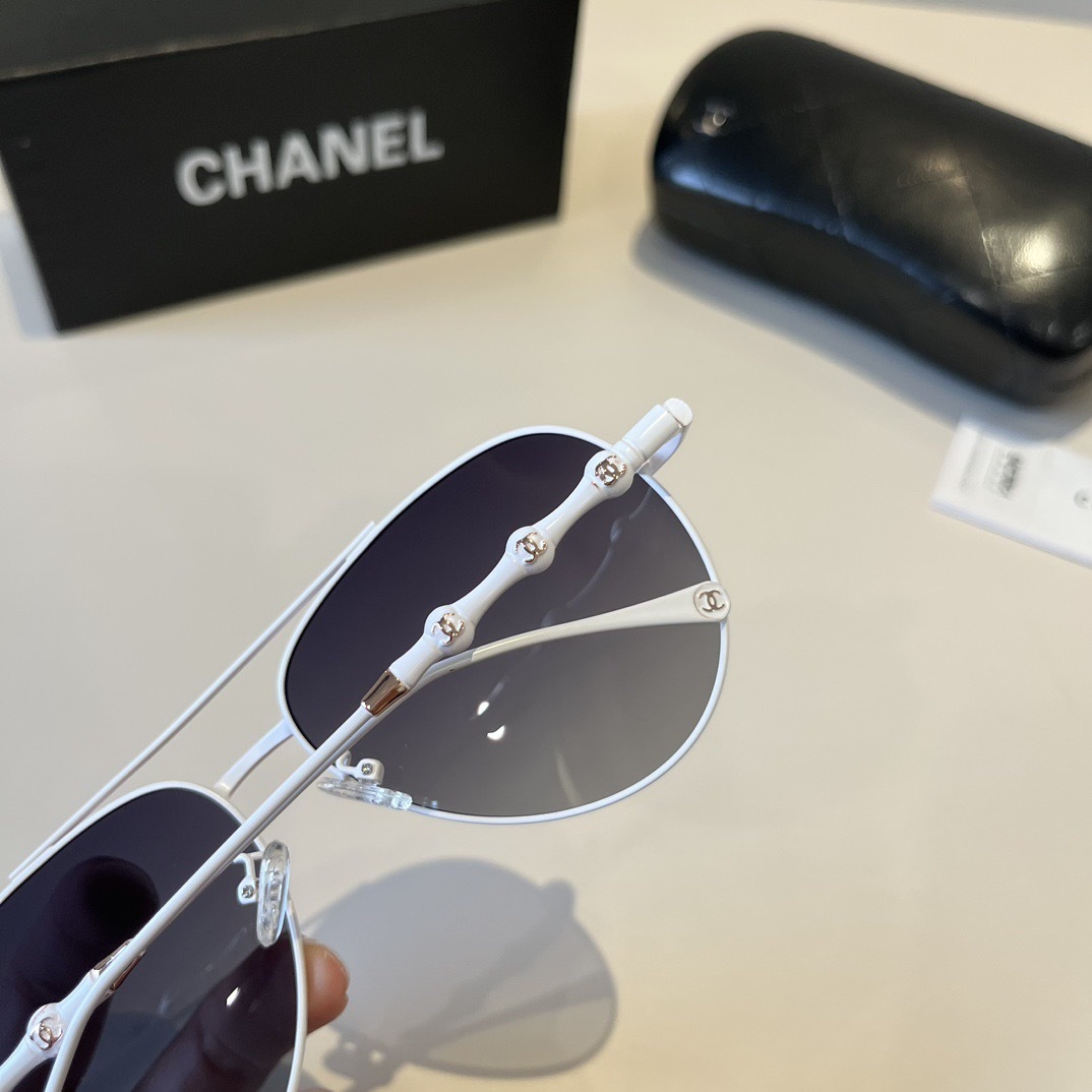chanel--Sunglasses