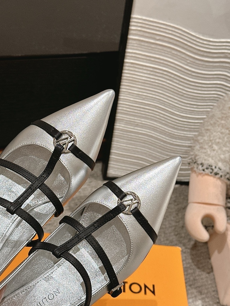 lv High heels