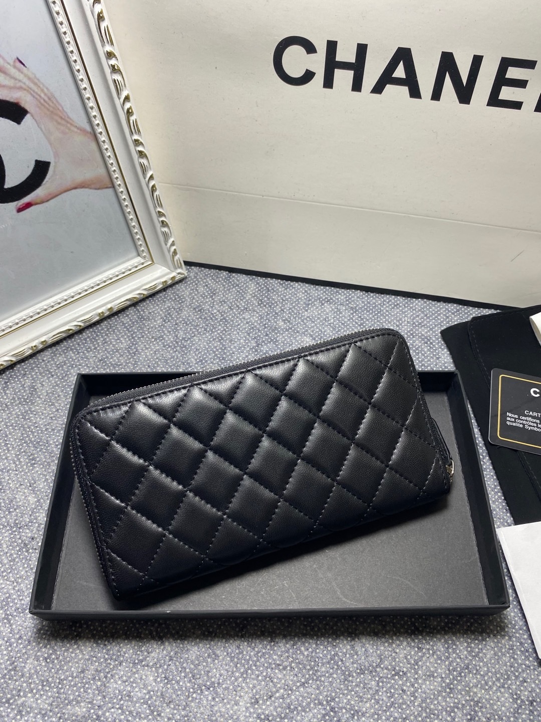 lady Wallet