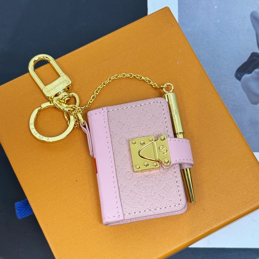 Small pendant