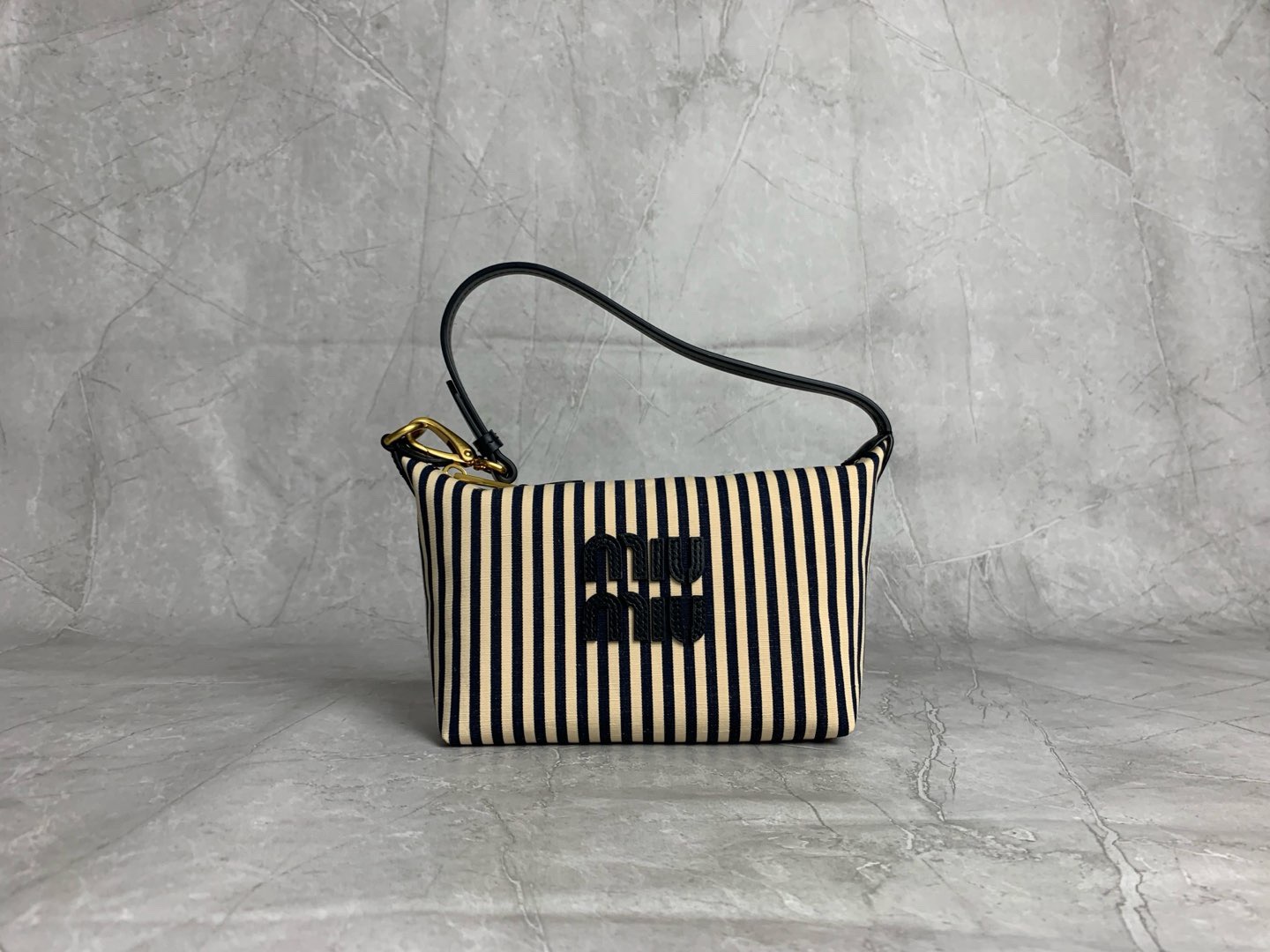 miumiu