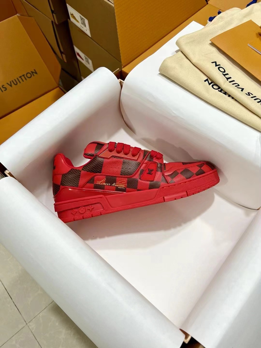 Men's shoes