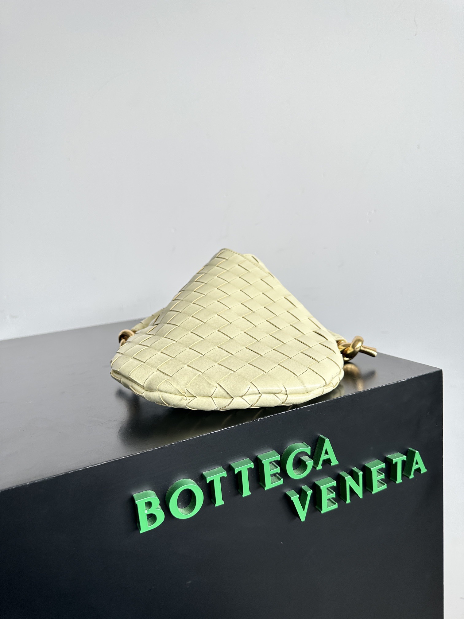 bv