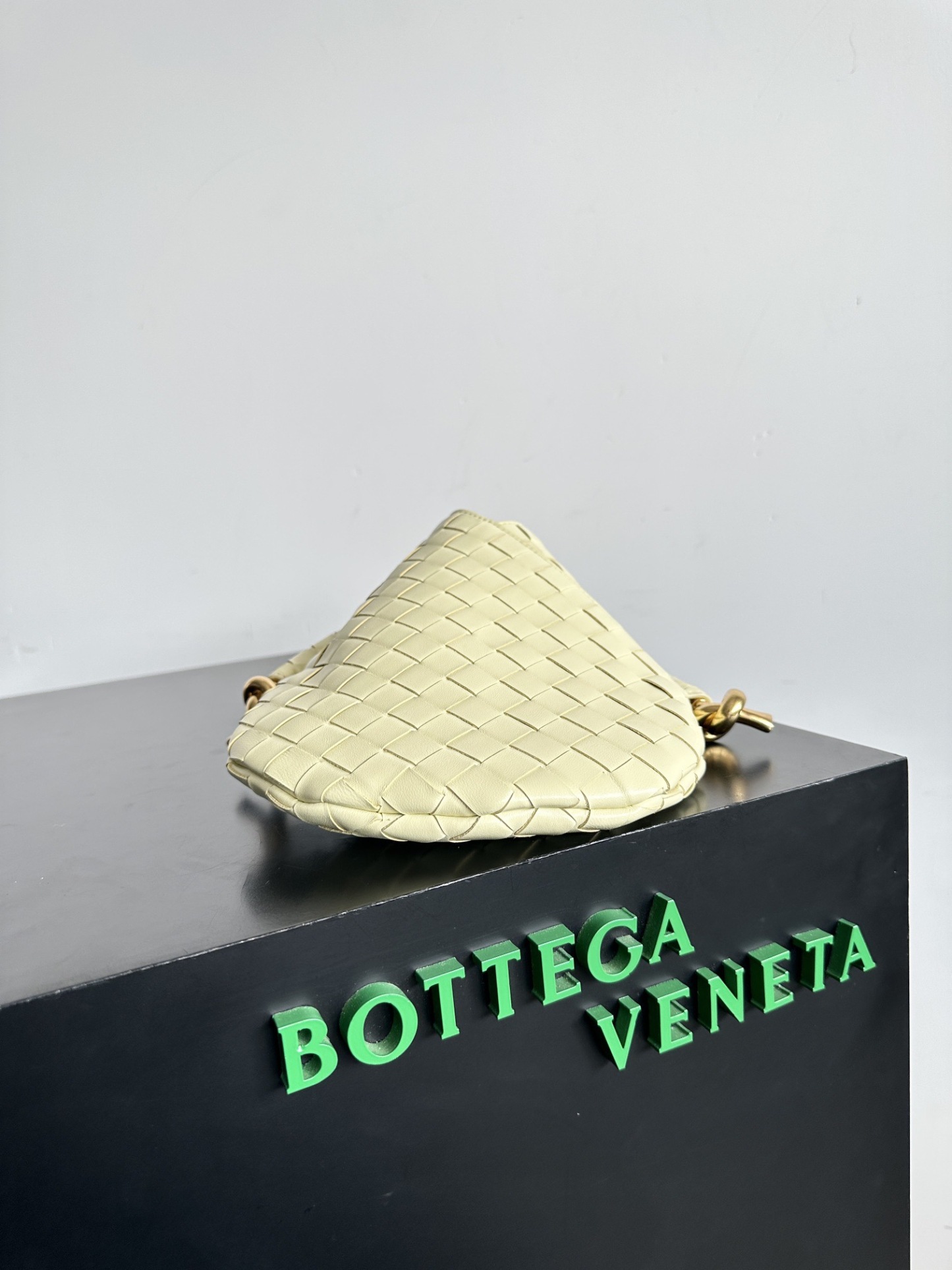 bv