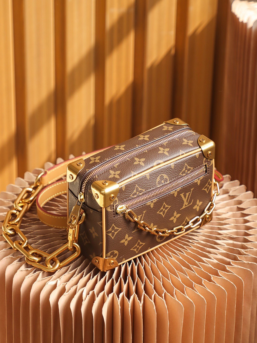 lv