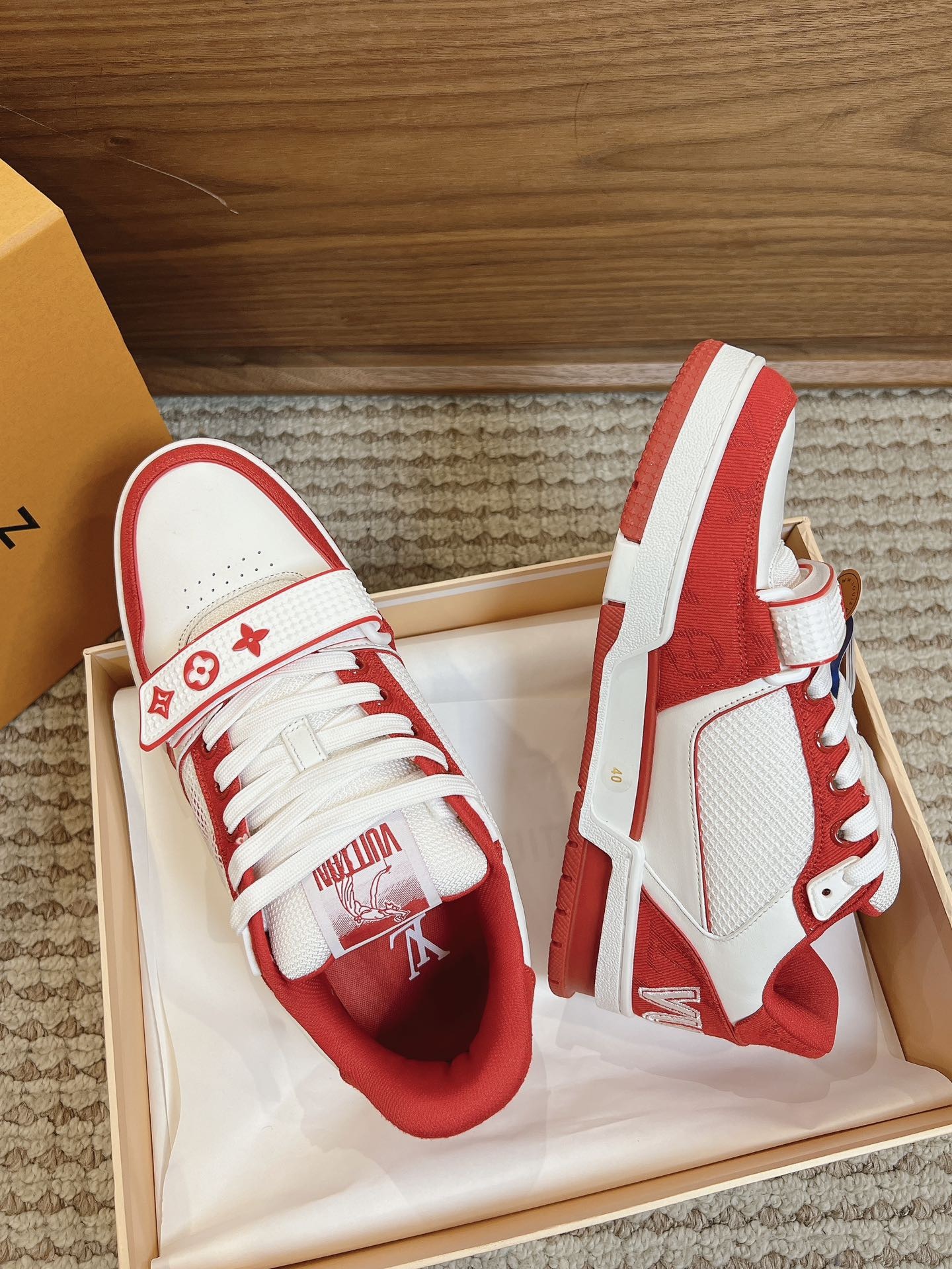 Men's shoes