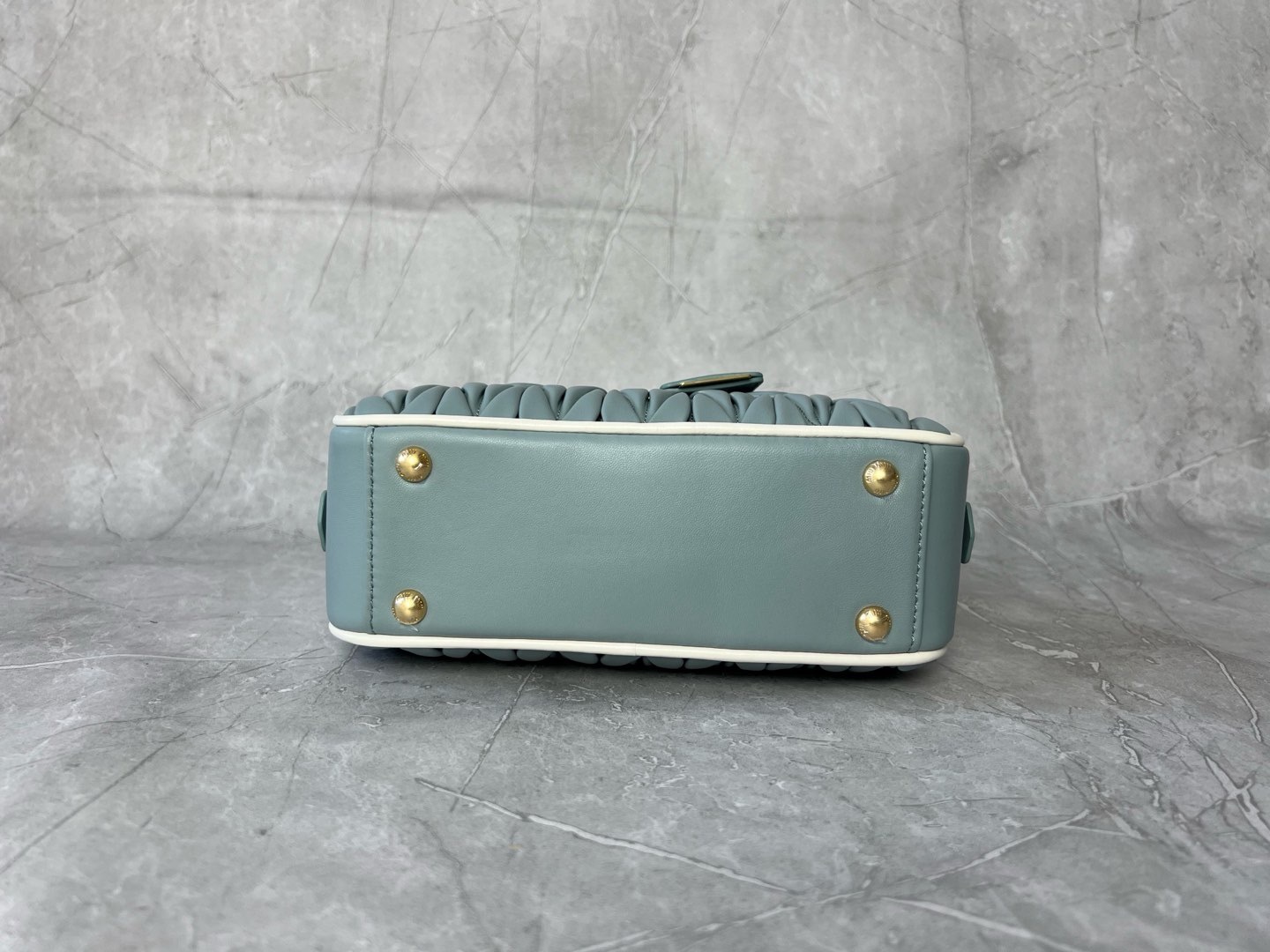 miumiu