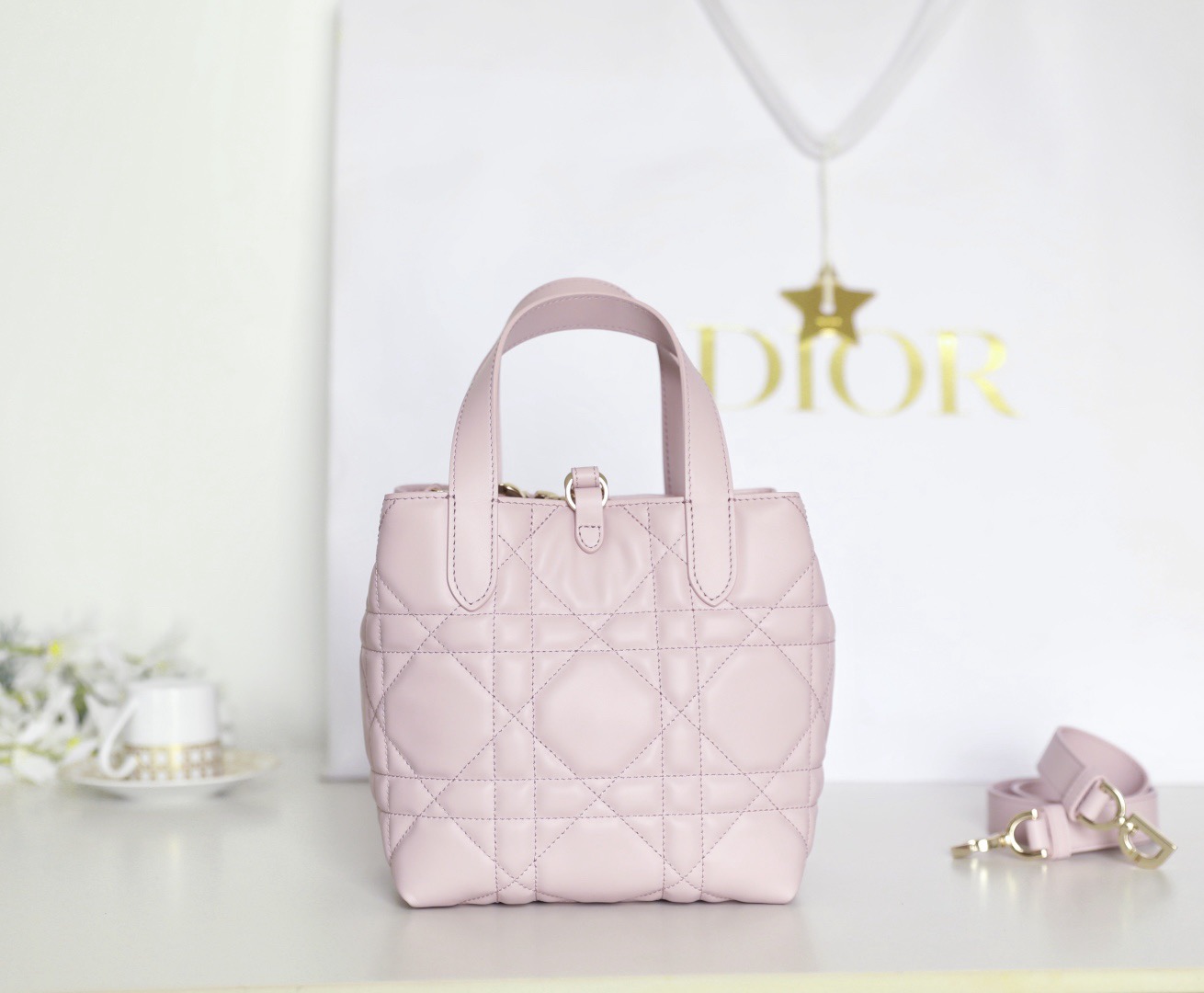 Dior