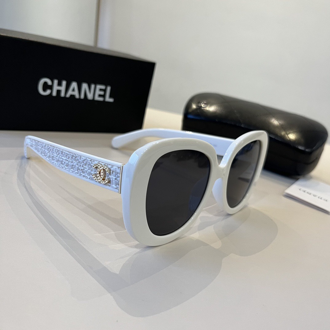 chanel--Sunglasses