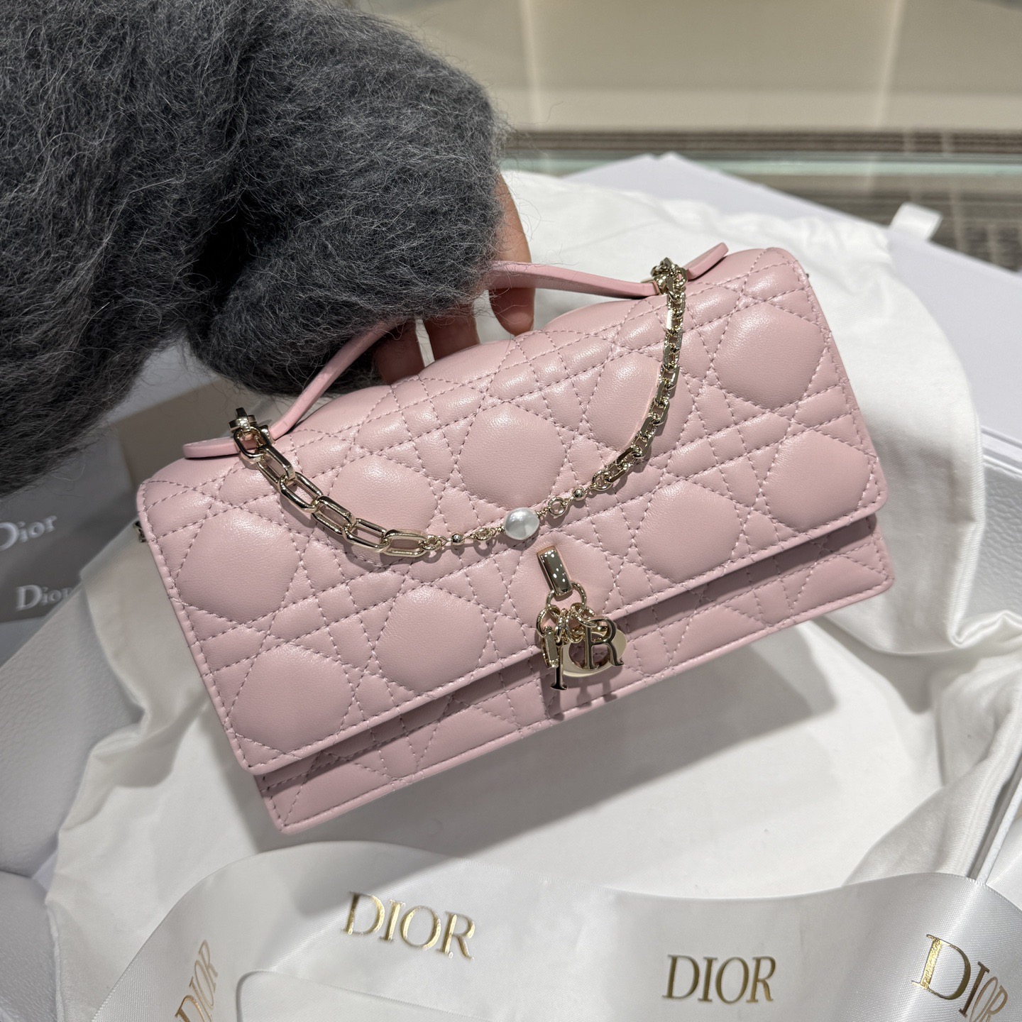 Dior