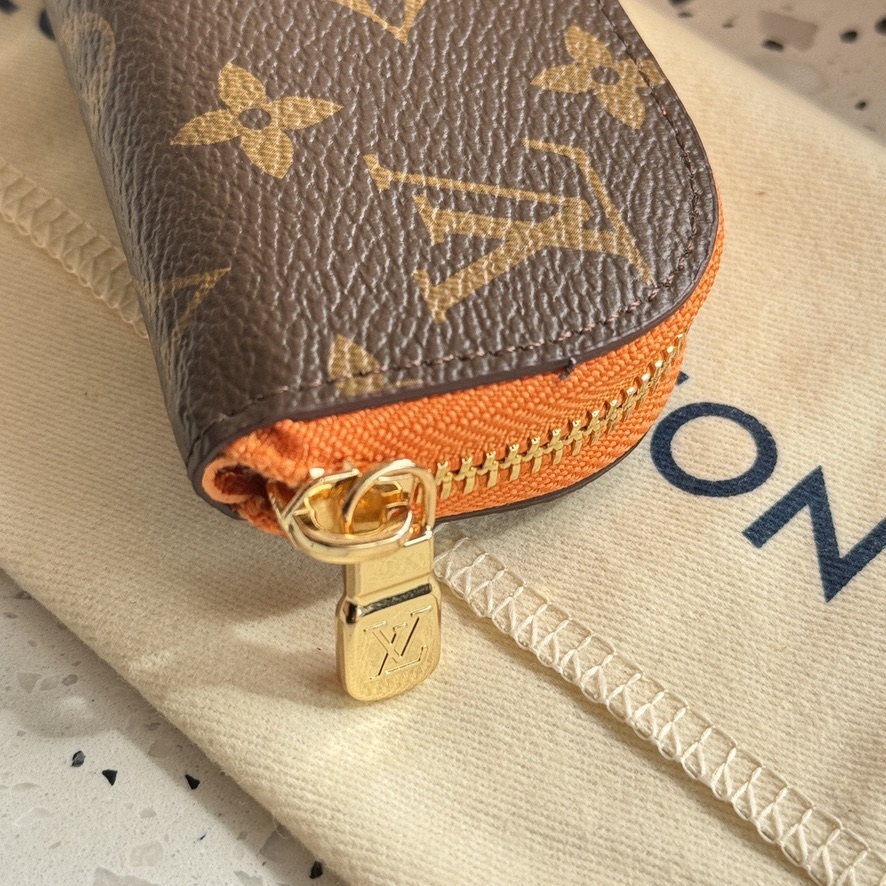 Small pendant