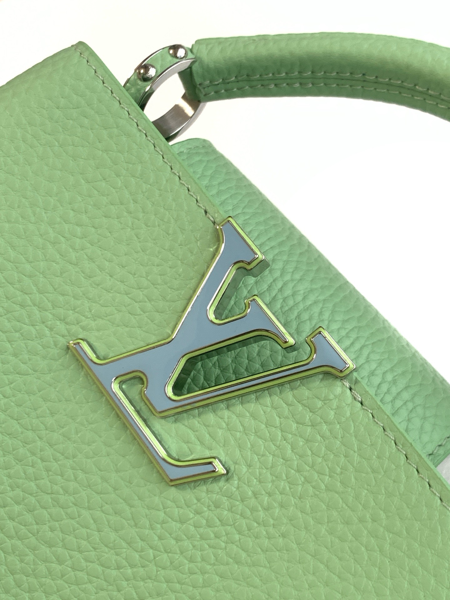 lv
