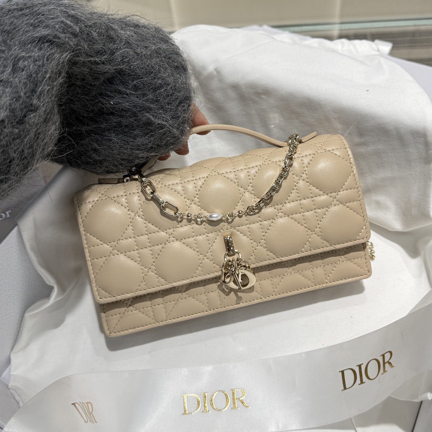 Dior