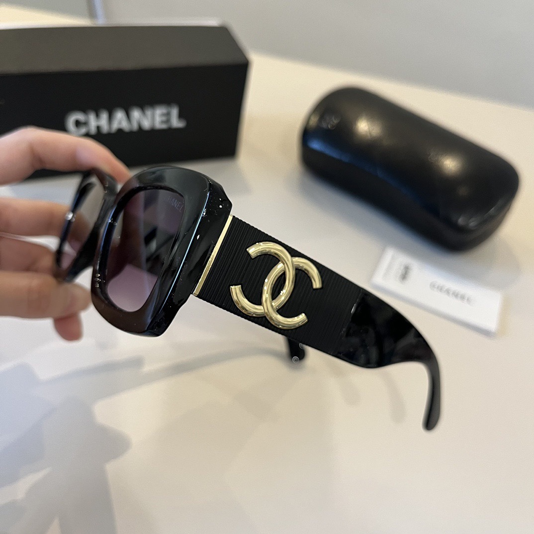 chanel--Sunglasses