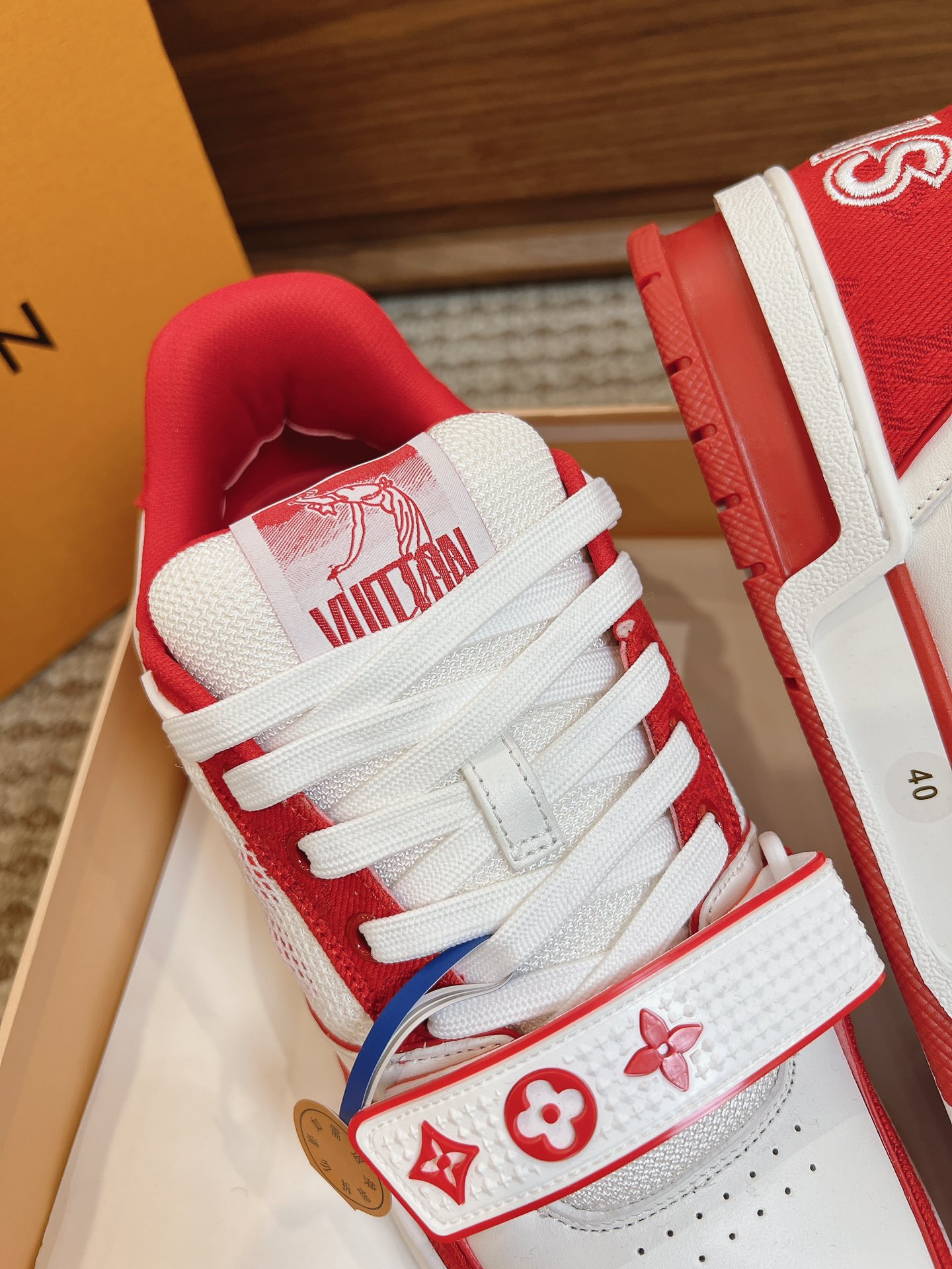 Men's shoes