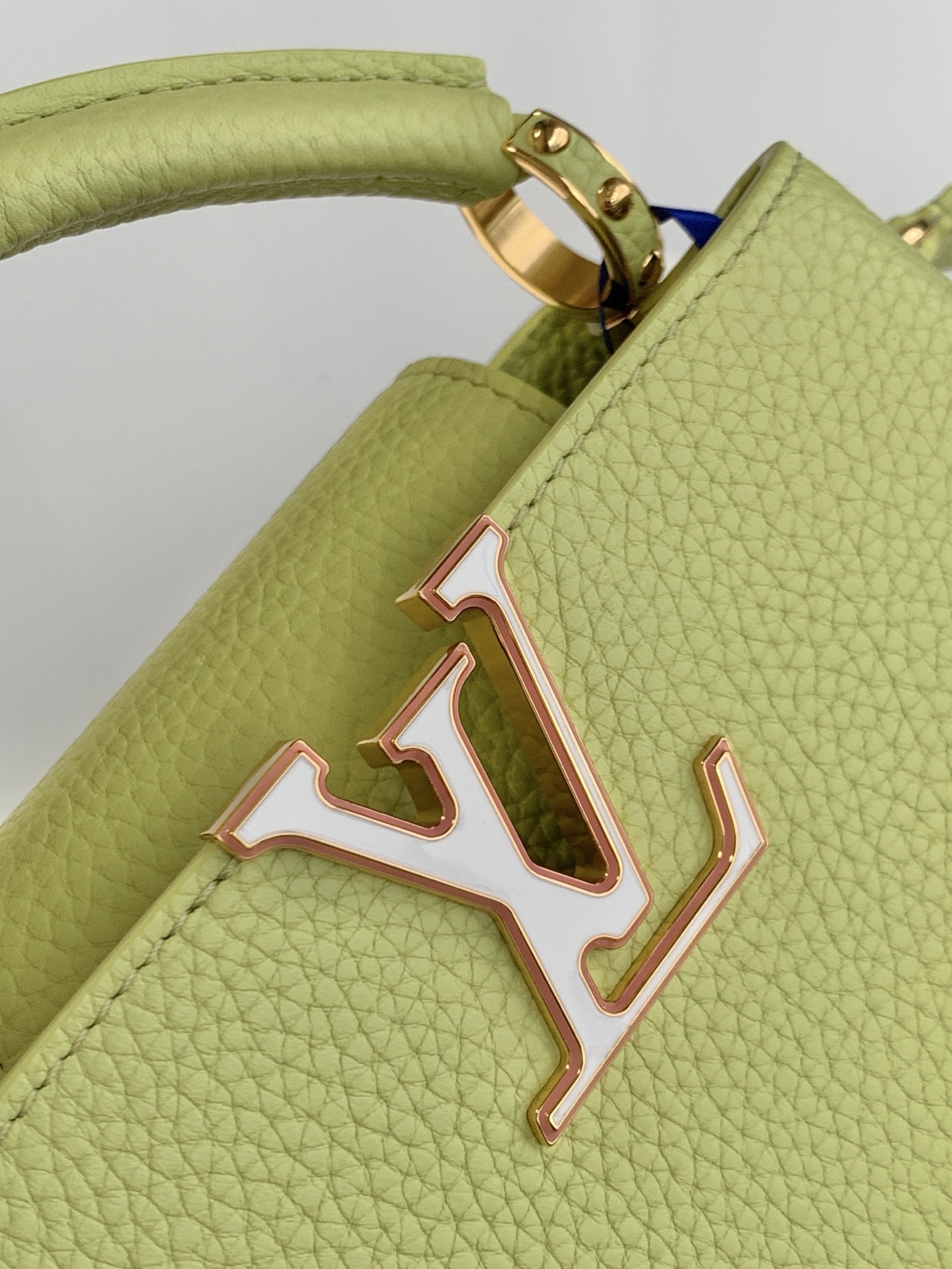 lv