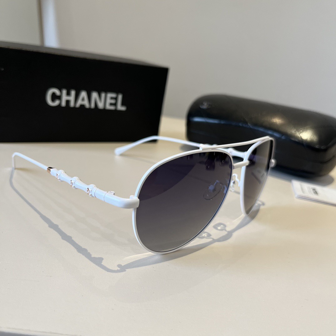 chanel--Sunglasses