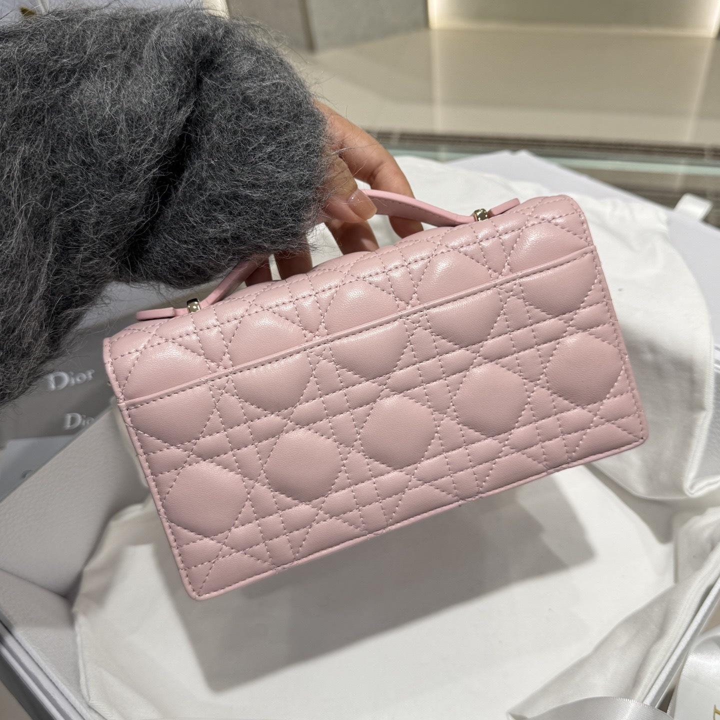 Dior