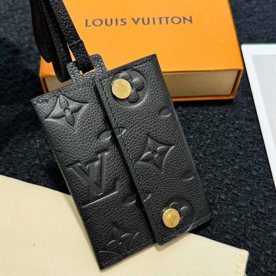 Small pendant