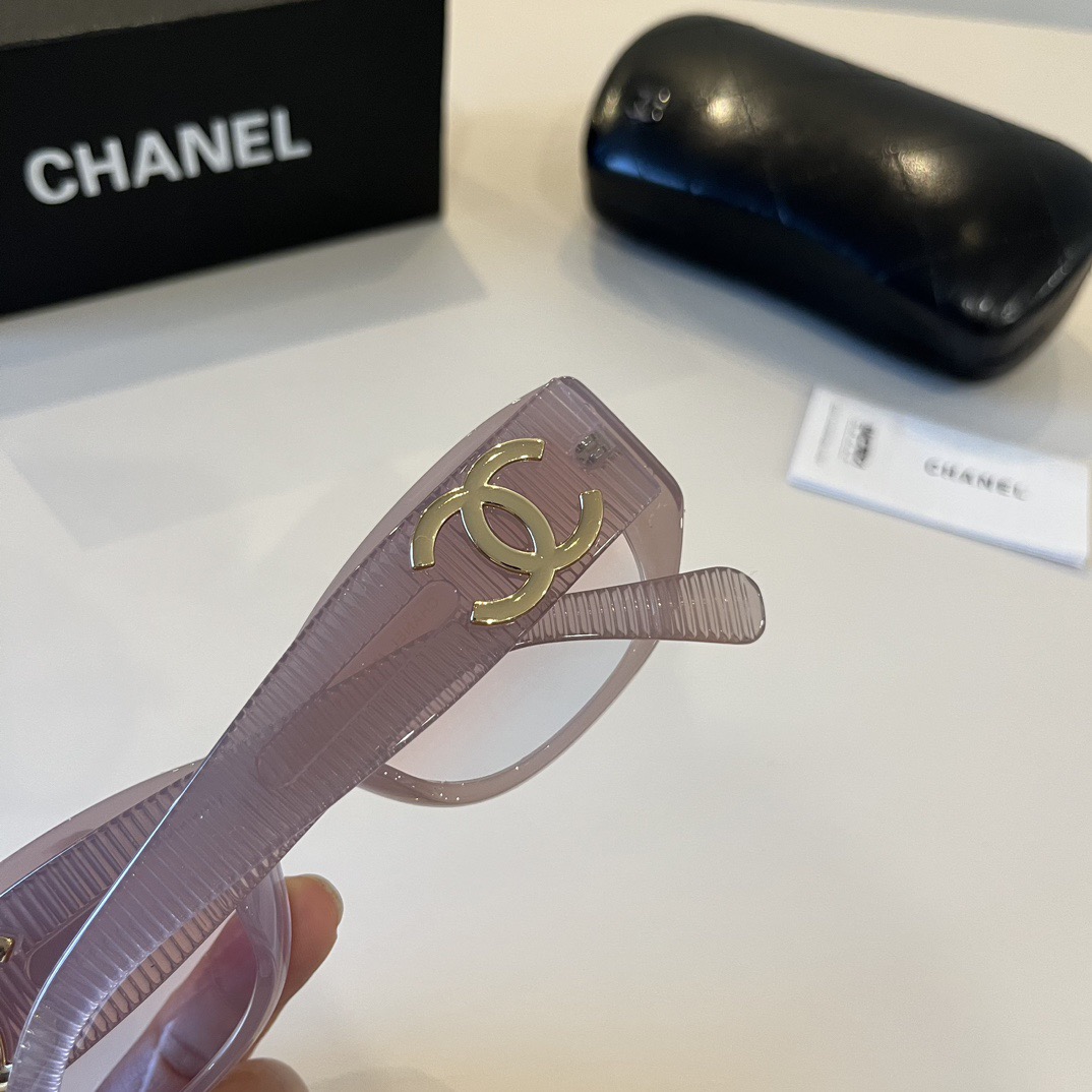 chanel--Sunglasses