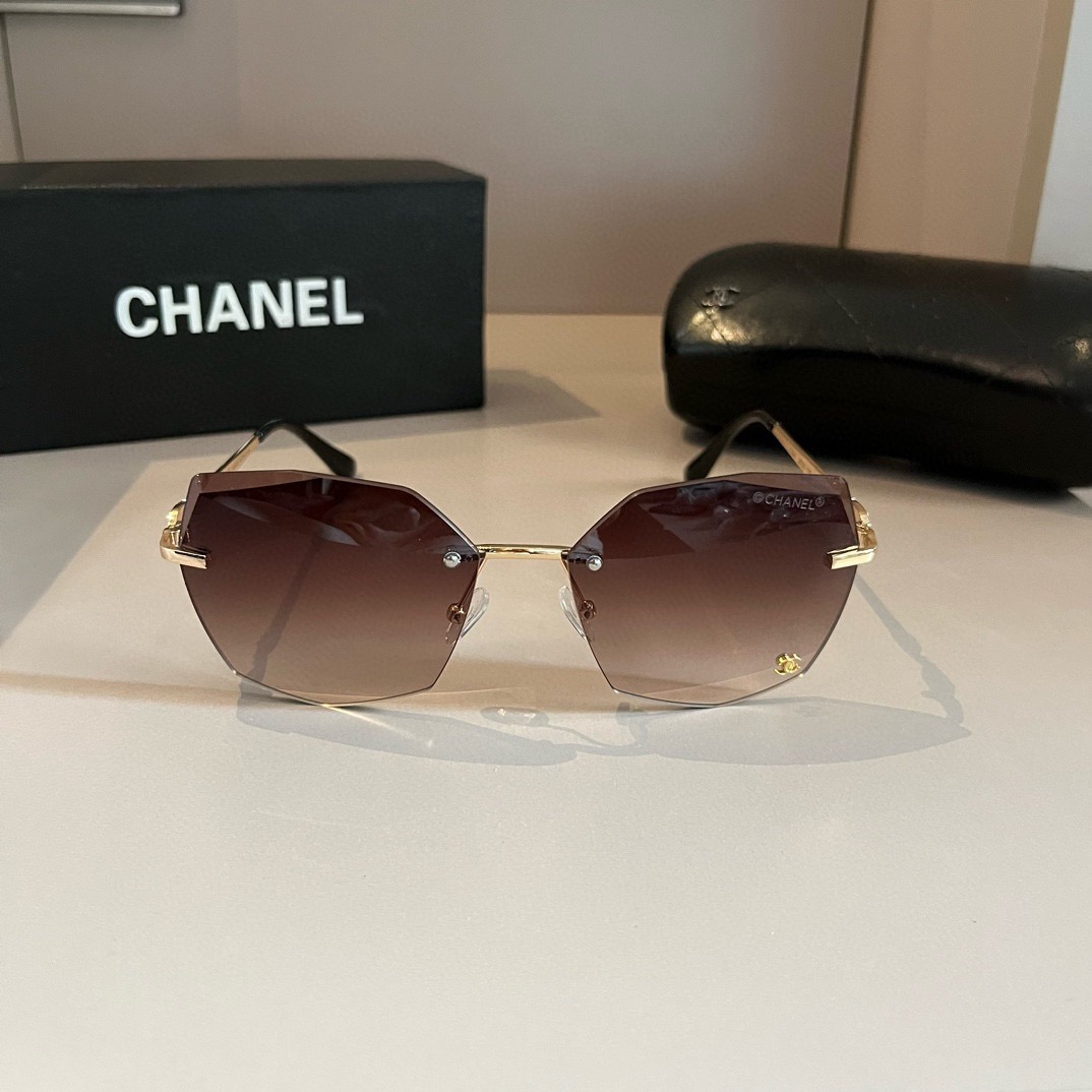 chanel--Sunglasses