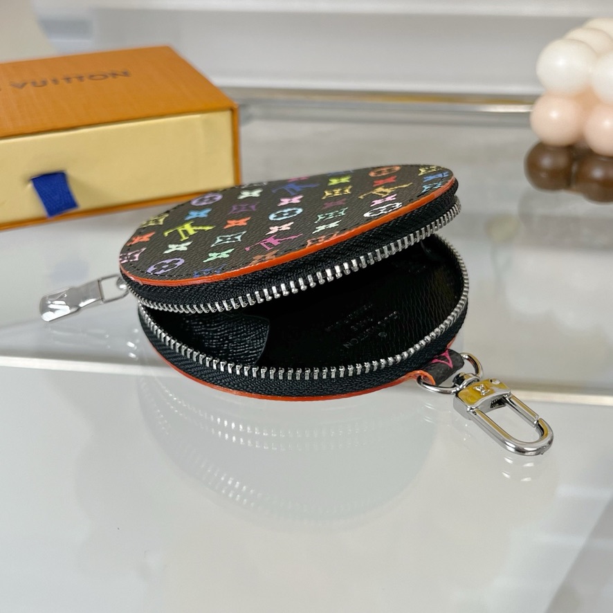Small pendant