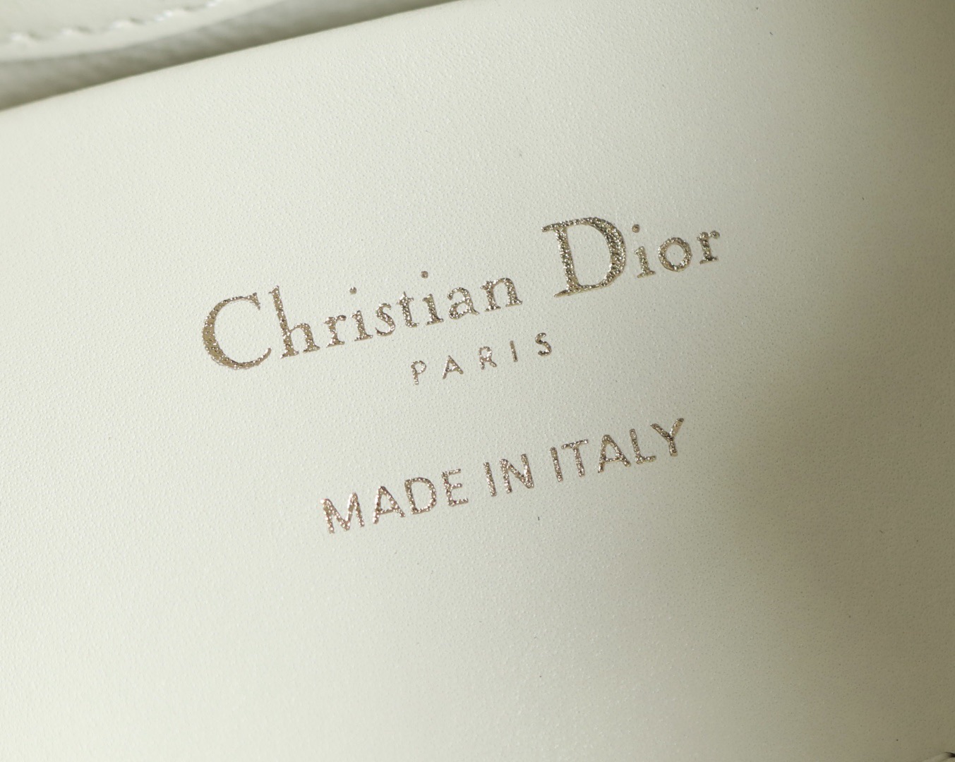 Dior