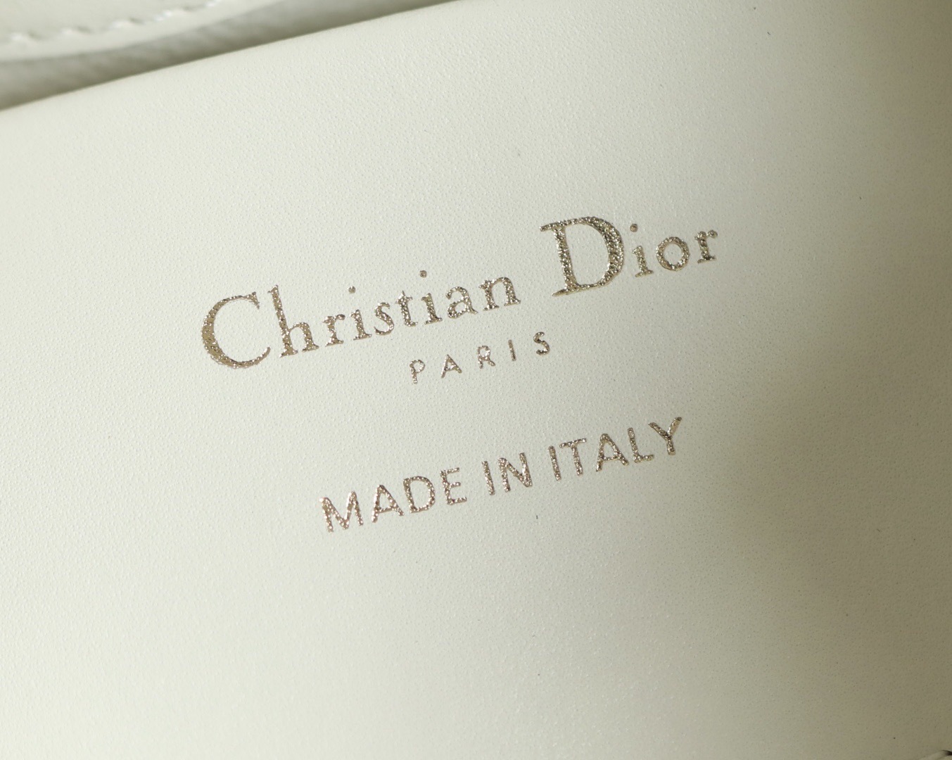 Dior
